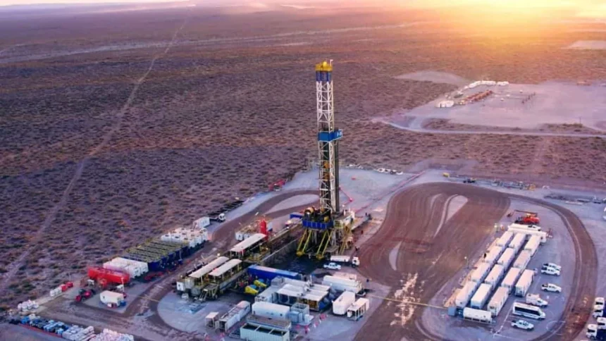 vaca-muerta-mueve-mas-de-4.000-camiones-de-arena-por-mes-para-sostener-el-boom-energetico