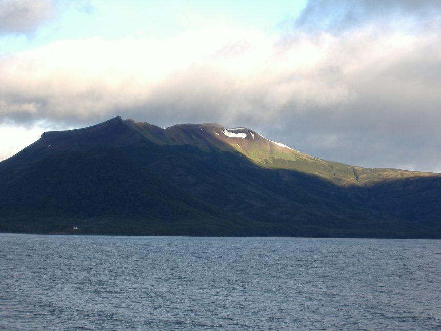 argentina-clarifies-strait-of-magellan-position-following-chilean-protests