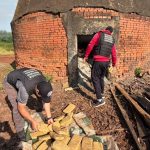 la-policia-quemo-mas-de-700-kilos-de-droga-incautada-en-misiones