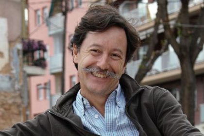 asistencialismo:-la-diferencia-con-francia-donde-sindicatos-y-movimientos-sociales-no-distribuyen-dinero-del-estado