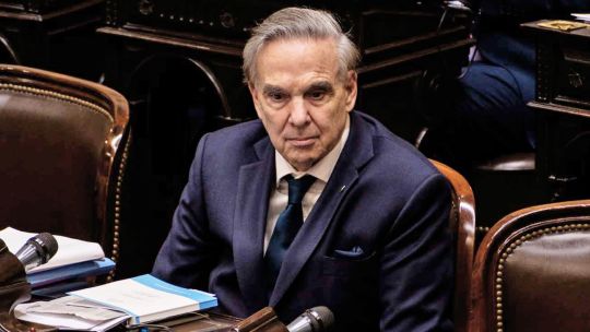 pichetto,-contra-la-reforma-del-bcra:-hablo-de-“peruanizacion”-y-dijo-que-es-“un-proyecto-para-la-gilada”