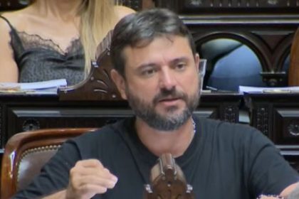 la-picante-intervencion-de-grabois-durante-la-sesion-por-la-ley-de-inocencia-fiscal:-“nosotros-nos-oponemos-a-su-modelo-antinacional”
