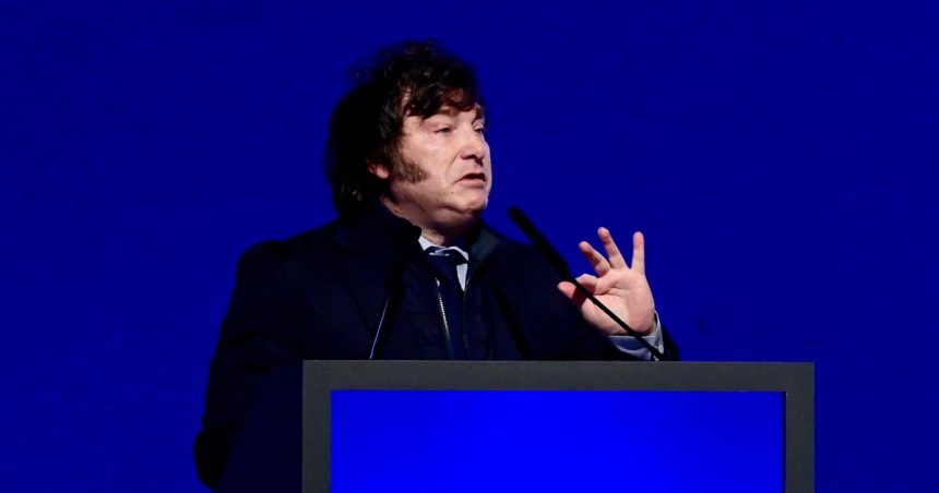 javier-milei-y-sus-medidas,-en-vivo:-tras-otra-victoria-en-el-congreso,-el-presidente-hablara-hoy-ante-alumnos-de-una-escuela-secundaria