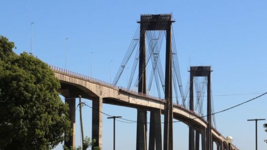 aprobaron-un-pedido-a-nacion-para-instalar-redes-anti-caida-en-el-puente-chaco-corrientes
