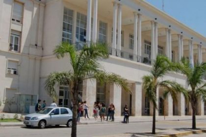 unc:-paro-de-adiuc-por-48-horas-en-reclamo-del-cumplimiento-de-la-ley-de-financiamiento-universitario