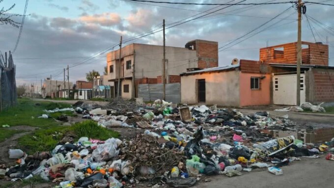 vecinos-de-los-hornos-denuncian-un-microbasural-y-reclaman-respuestas-al-municipio