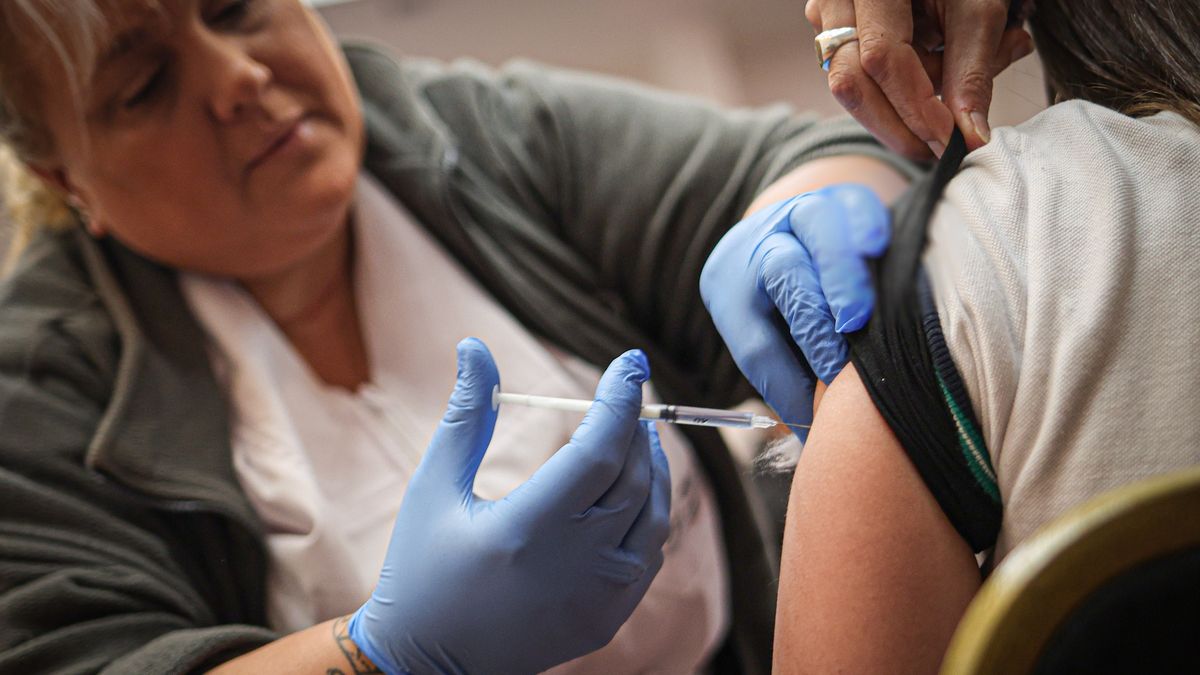 la-ministra-de-salud-publica-dijo-que-la-semana-que-viene-se-anunciaran-nuevas-edades-para-recibir-vacuna-gratuita-contra-el-meningococo