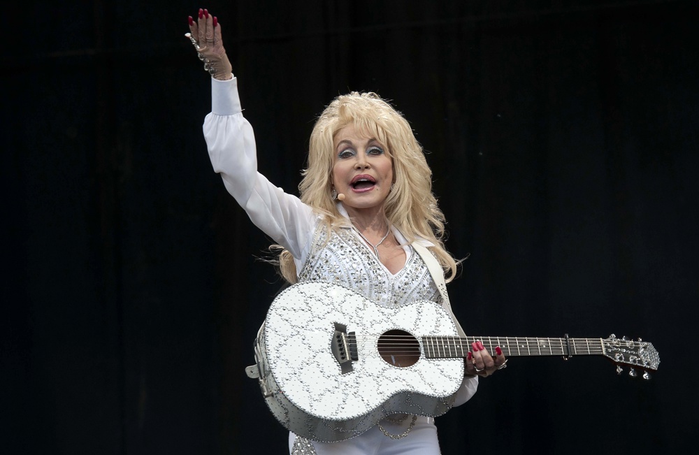 aeropuerto-internacional-de-nashville-adoptara-nuevo-nombre-en-homenaje-a-la-leyenda-de-la-musica-country-dolly-parton