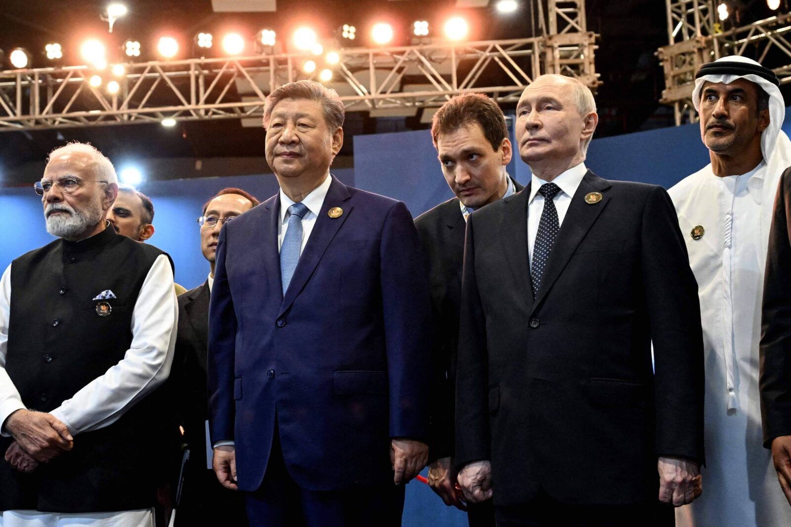 brics-condena-tarifas-unilaterais-e-avanca-no-uso-de-moedas-locais