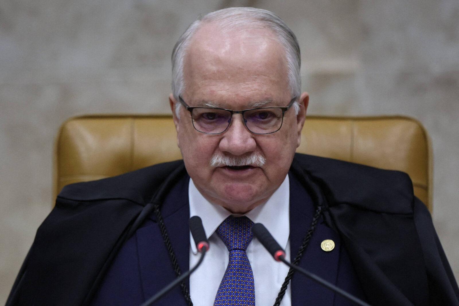 fachin-tira-de-mendonca-relatoria-de-caso-moraes-e-abre-caminho-para-assumir-inqueritos-do-master-e-inss