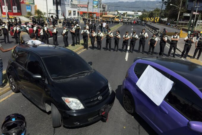 bloqueos-en-guatemala:-pnc-reporta-capturas-y-anuncia-denuncias-ante-el-mp-tras-desalojos