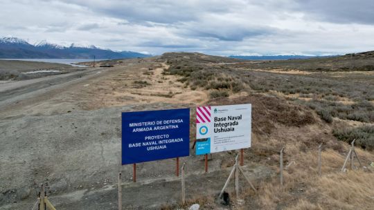 milei-earmarks-about-us$200-million-for-argentina’s-naval-base-in-south
