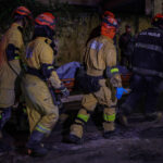 bombeiros-resgatam-corpo-soterrado-apos-queda-de-predio-na-zona-leste-de-sp;-mortos-chegam-a-tres
