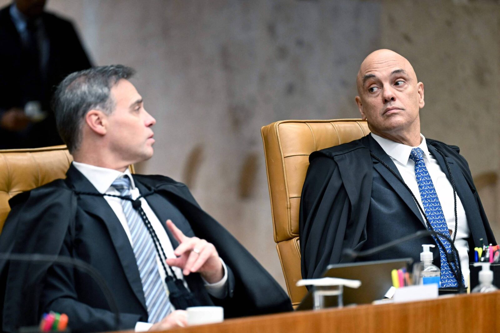 moraes-versus-mendonca-e-o-problema-mais-simples-na-crise-geral-do-stf