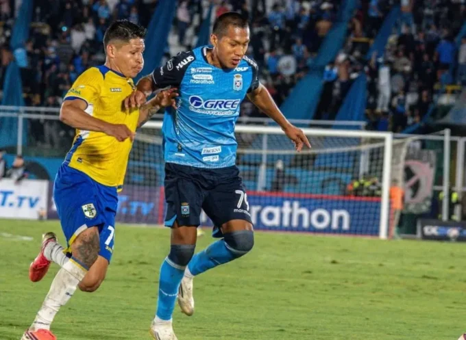 un-chico-de-16-anos-anota-un-doblete-para-blooming