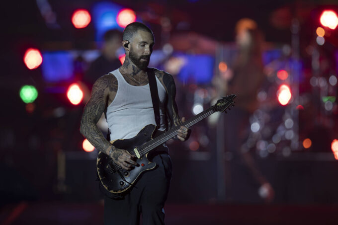 maroon-5,-em-28°-show-no-brasil,-faz-o-arroz-com-feijao-que-o-brasileiro-ama-no-rock-in-rio