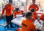 balsa-com-243-pessoas-afunda-na-indonesia-e-deixa-mais-de-140-desaparecidos