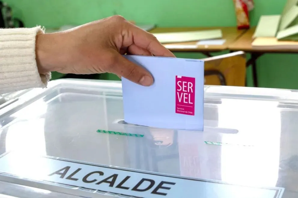 entre-$5,9-y-$12,5-millones:-¿cuanto-ganan-los-alcaldes-y-alcaldesas-de-la-region-de-coquimbo?