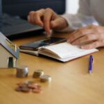 creditos-hipotecarios-uva:-¿cuanto-hay-que-ganar-para-comprar-una-casa-de-us$100.000?