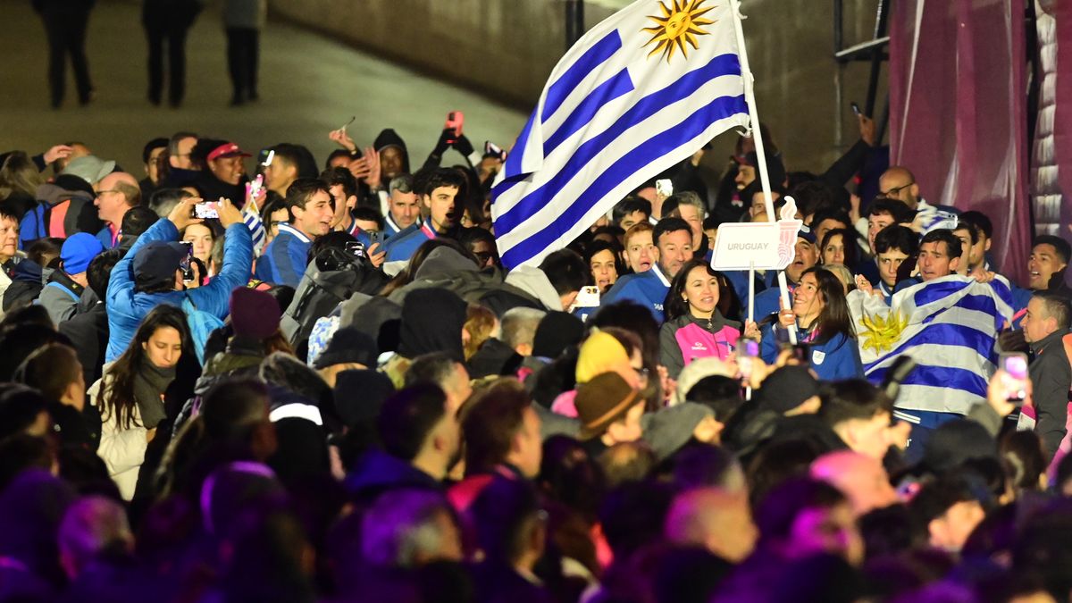 al-ritmo-de-ruben-rada-desfilo-la-delegacion-uruguaya-en-la-ceremonia-inaugural-de-los-juegos-odesur;-mira-el-video
