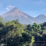 volcanes-de-fuego-y-santiaguito-mantienen-fuerte-actividad;-conred-e-inguat-sugieren-evitar-riesgos