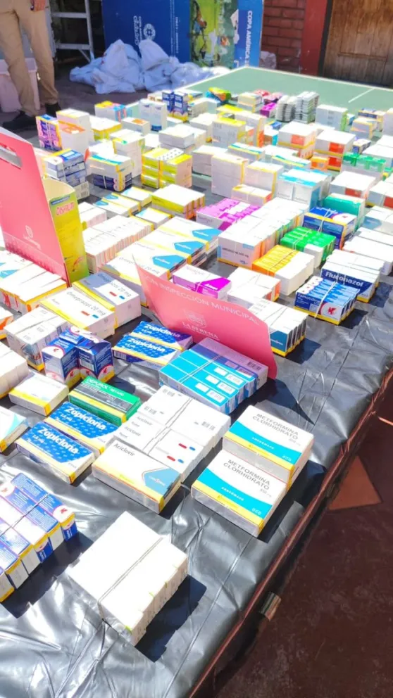 decomisan-mas-de-500-cajas-de-medicamentos-que-eran-vendidos-ilegalmente-en-la-antena