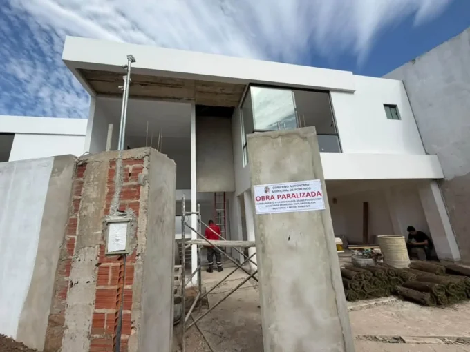 porongo:-paralizan-obra-por-incumplimiento-de-normas