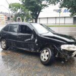 motorista-atropela-idosa,-foge-e-bate-em-carro-com-mae-e-filho-em-maringa