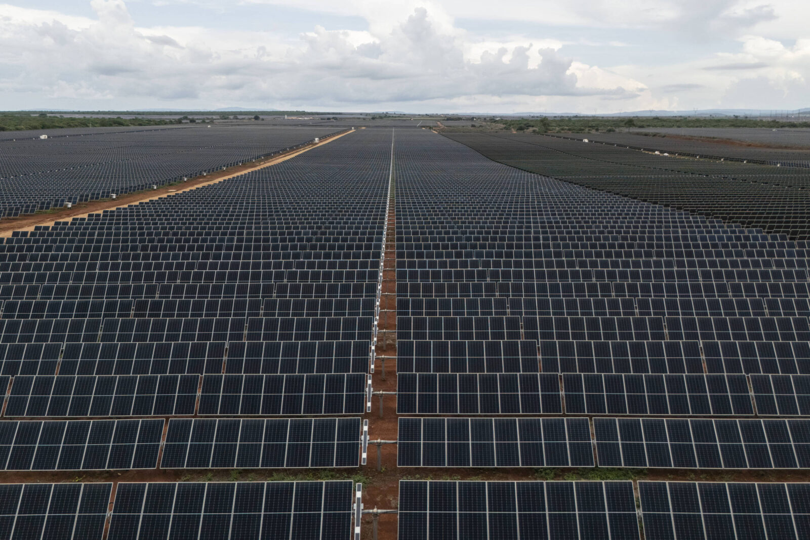 pressao-dos-eua-leva-bancos-de-desenvolvimento-a-abandonar-metas-de-financiamento-climatico