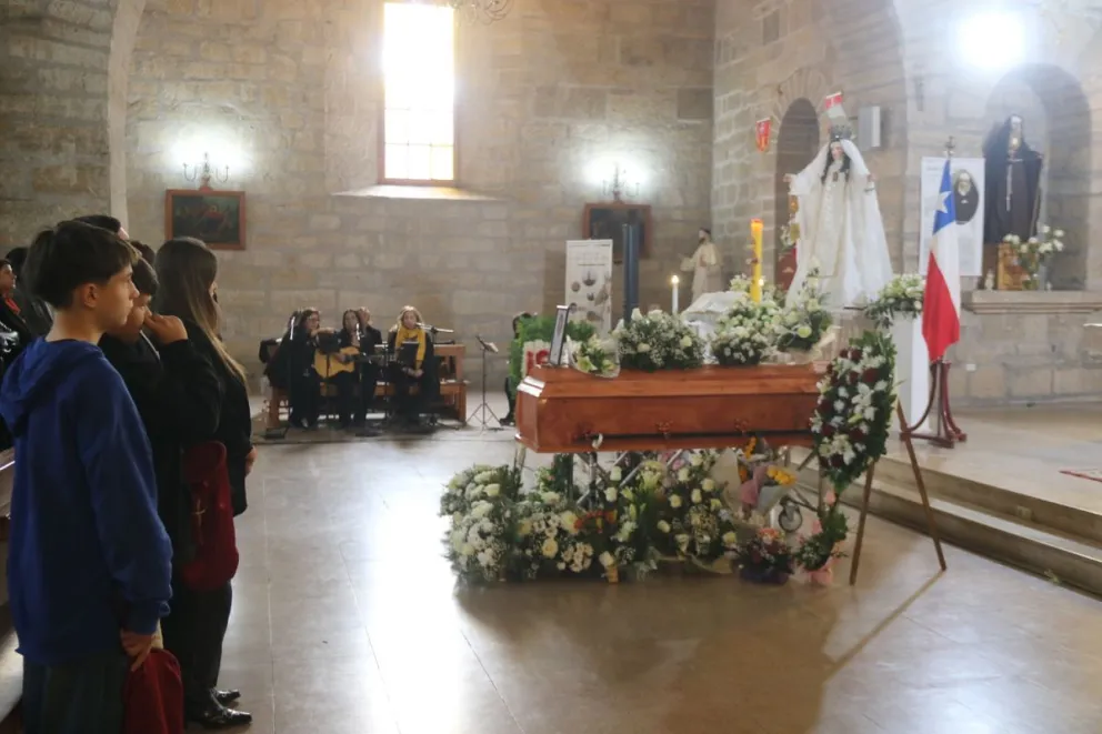 el-adios-a-carolina-naranjo:-un-legado-de-generosidad-y-amor