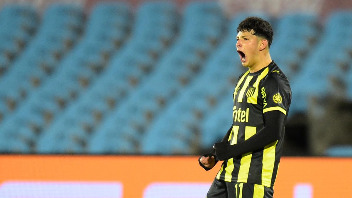 posiciones-del-torneo-clausura-y-la-tabla-anual-tras-el-triunfo-de-penarol-sobre-albion,-luego-de-sufrir-la-quita-de-un-punto