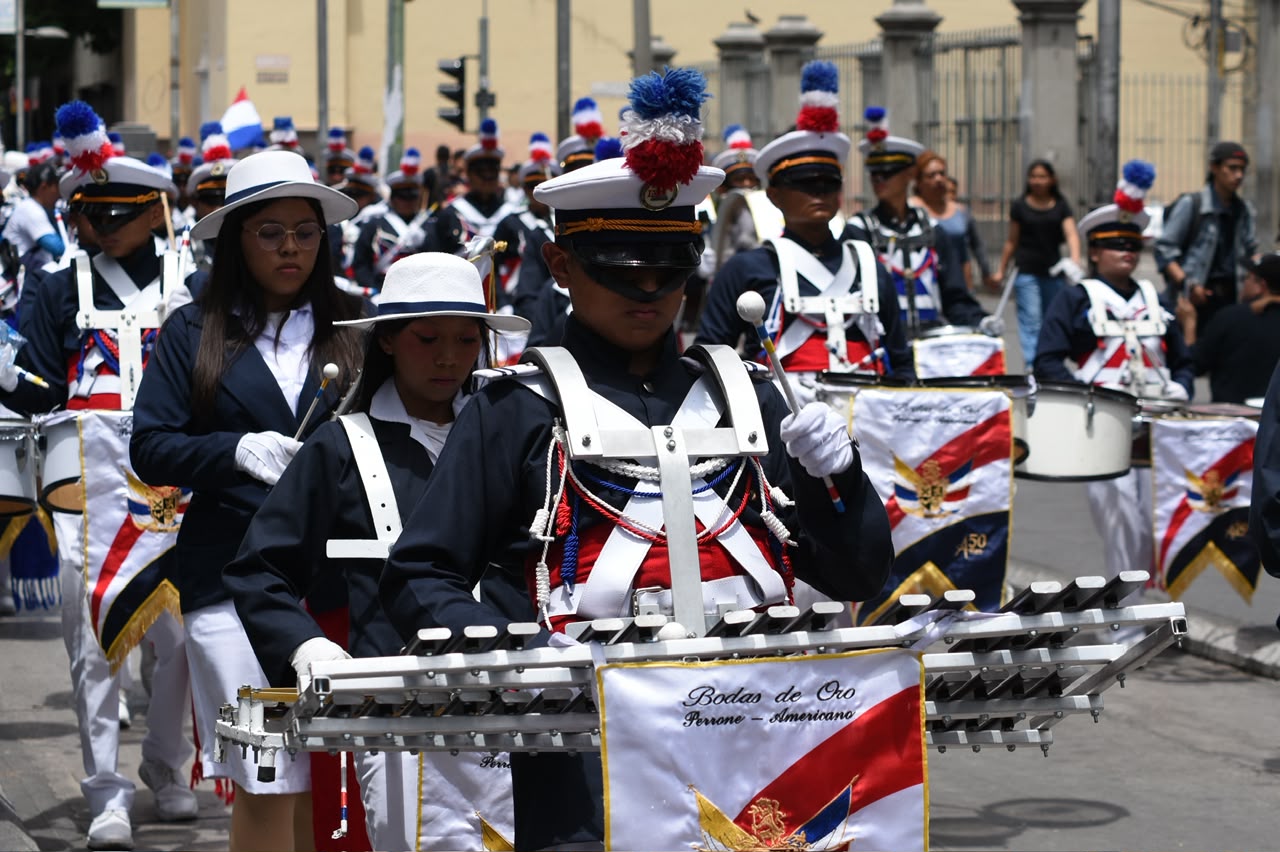 mas-de-120-bandas-escolares-participaran-en-el-desfile-civico-del-15-de-septiembre