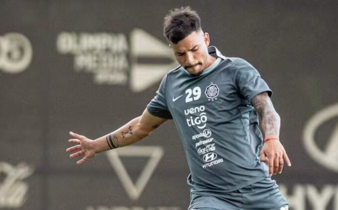 ivan-leguizamon-ya-empezo-a-entrenar-y-espera-ser-convocado-para-el-partido-ante-libertad