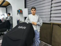 joven-serenense-derribo-prejuicios-y-se-corono-como-la-mejor-lady-barber-de-chile