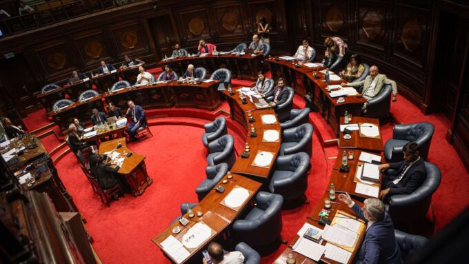 frente-amplio-resolvio-no-hacer-cambios-a-la-rendicion-de-cuentas-porque-no-tiene-la-“seguridad”-de-que-las-modificaciones-sean-votadas-en-diputados