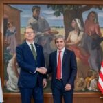 scott-bessent-aseguro-que-eeuu-gano-decenas-de-millones-de-dolares-gracias-al-salvataje-de-argentina