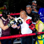 un-gobernador-y-un-alcalde-de-colombia-se-enfrentan-en-«guerra-en-la-selva»,-un-evento-para-impulsar-el-boxeo