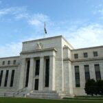 la-fed-subio-las-tasas-por-primera-vez-desde-2023-por-la-suba-de-los-precios-internacionales-del-petroleo