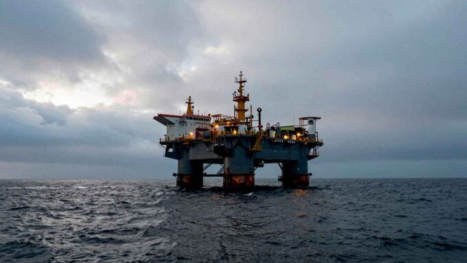 court-halts-sea-lion-project-in-malvinas,-orders-environmental-impact-assessment