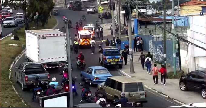transito-lento-en-bulevar-principal-de-ciudad-san-cristobal-por-persona-fallecida-tras-ataque-armado