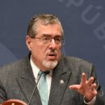 «datos,-no-opinion»:-arevalo-cuestiona-sondeo-que-lo-ubica-en-ultimo-lugar-entre-presidentes-de-latinoamerica