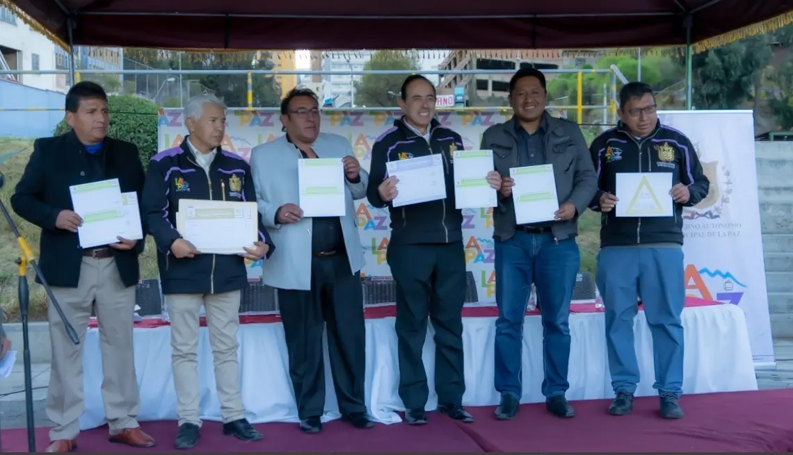 alcaldia-de-la-paz-emite-tarjeta-de-operacion-para-el-transporte-publico