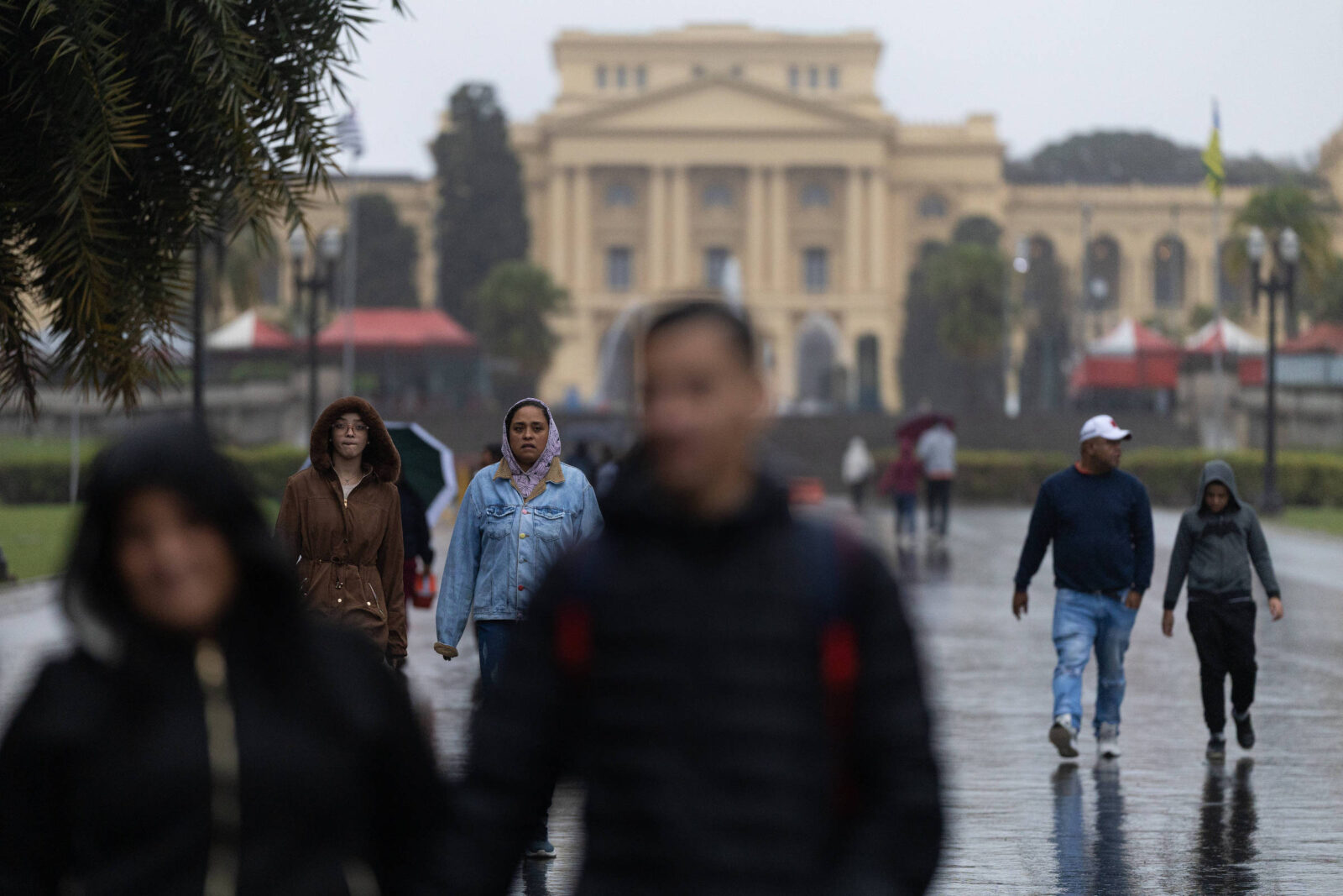 sao-paulo-deve-ter-quinta-de-frio-e-ceu-nublado;-tempo-melhora-na-sexta,-mostra-previsao