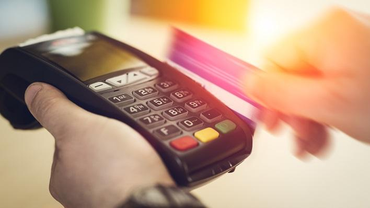 manipulaban-los-pos-para-cobrar-de-mas-en-falsas-entregas-y-pedidos-a-domicilio:-ya-hay-seis-condenados