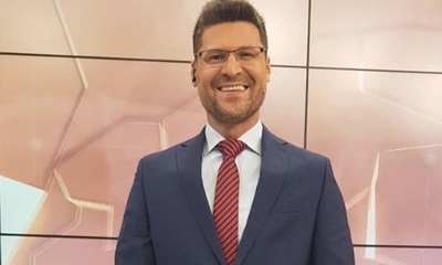 (video)-¡atende-por-que-este-periodista-ni-de-gua’uhape-quiere-planchar-sus-ropas!