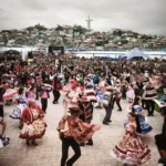 lluvia-obliga-a-suspender-parte-del-show-de-la-jornada-inaugural-de-la-pampilla