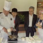 (video)-emi-baez-aprendio-a-preparar-comida-taiwanesa