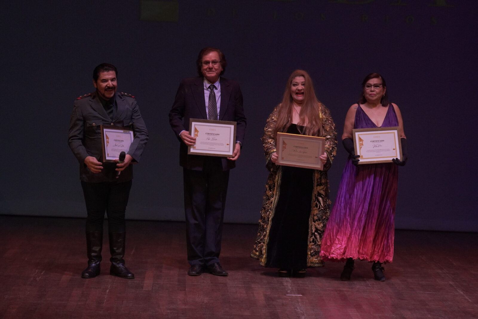 entrega-de-los-premios-edda-de-los-rios-en-el-teatro-agustin-barrios