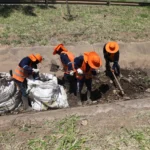avanza-la-limpieza-de-canales-en-diferentes-sectores-de-la-capital-crucena
