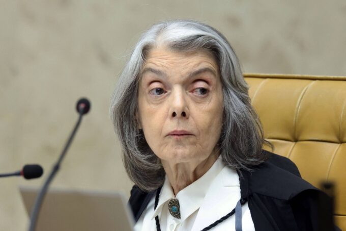 carmen-lucia-frustra-quem-previa-uma-atuacao-exemplar